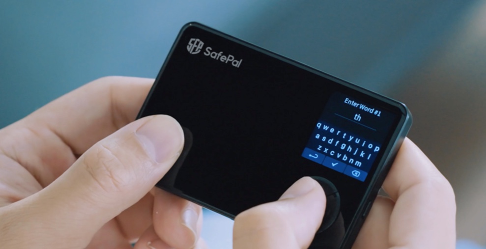 Blockchain hardware wallet