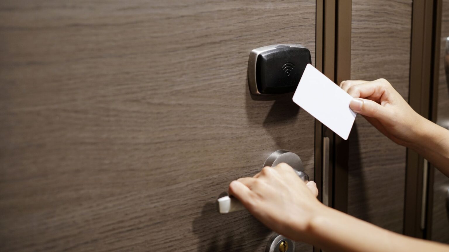 How To Choose The Right Access Control Card Format For Your Site - Dcco