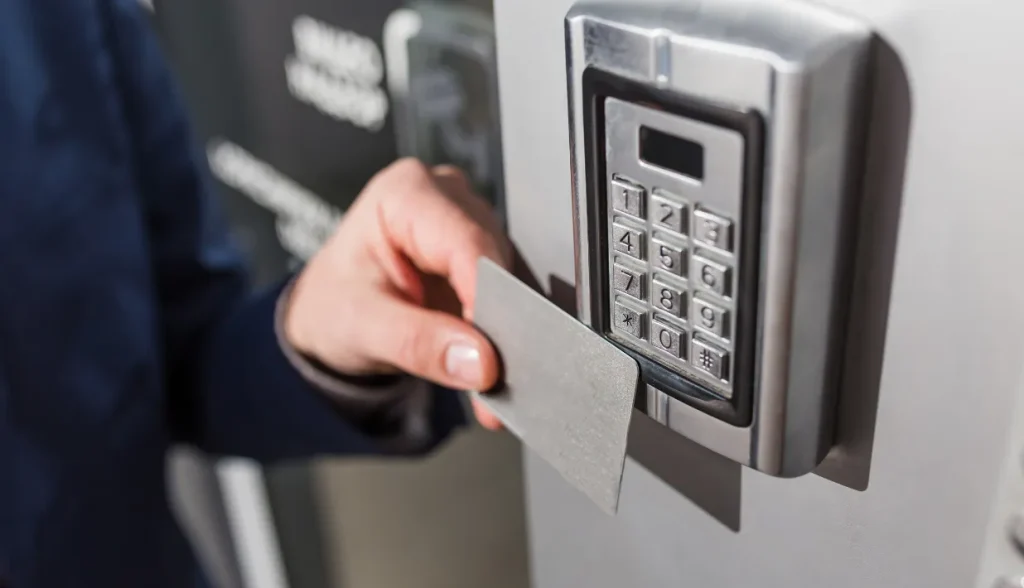 Advantages of Supporting Contact and Contactless Payments